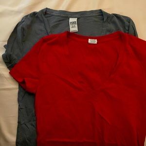 2 women short sleeve tees